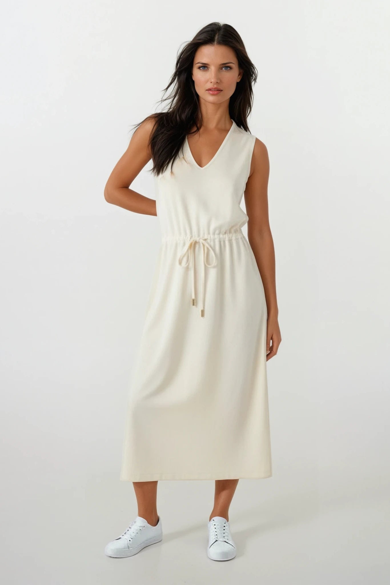 Rich & Royal - Peached V Sleeveless Dress
