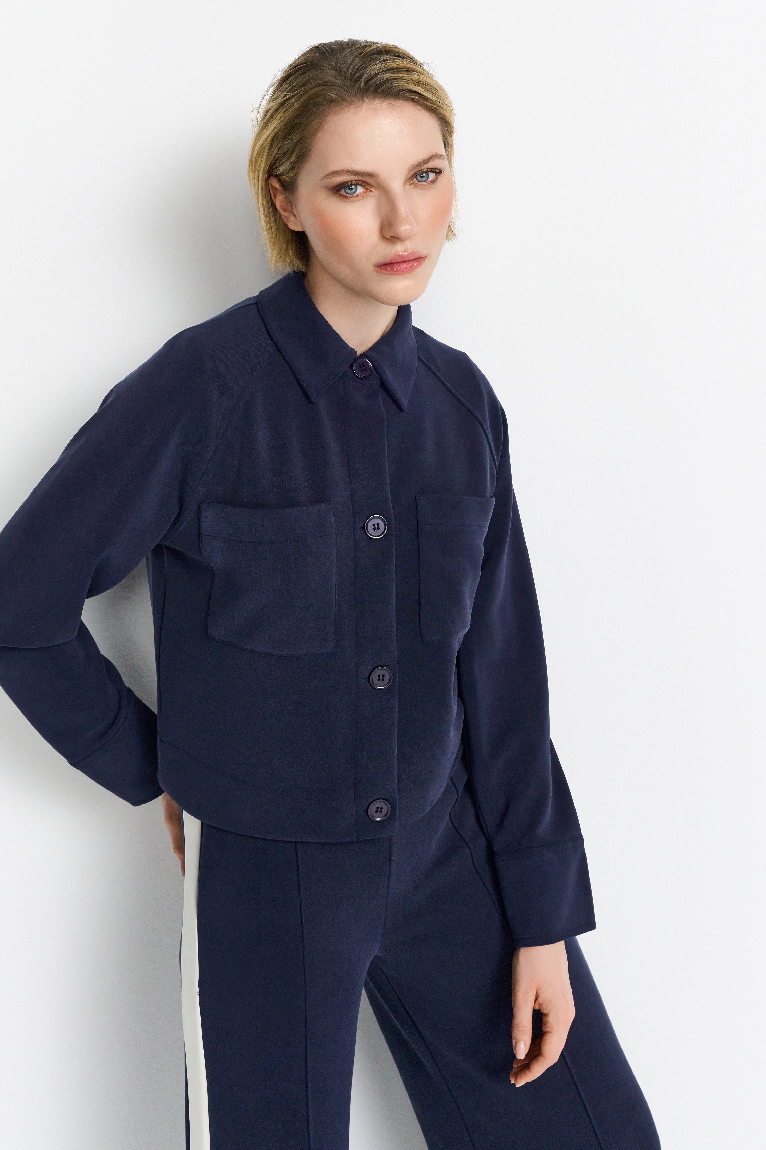 #colour_navy