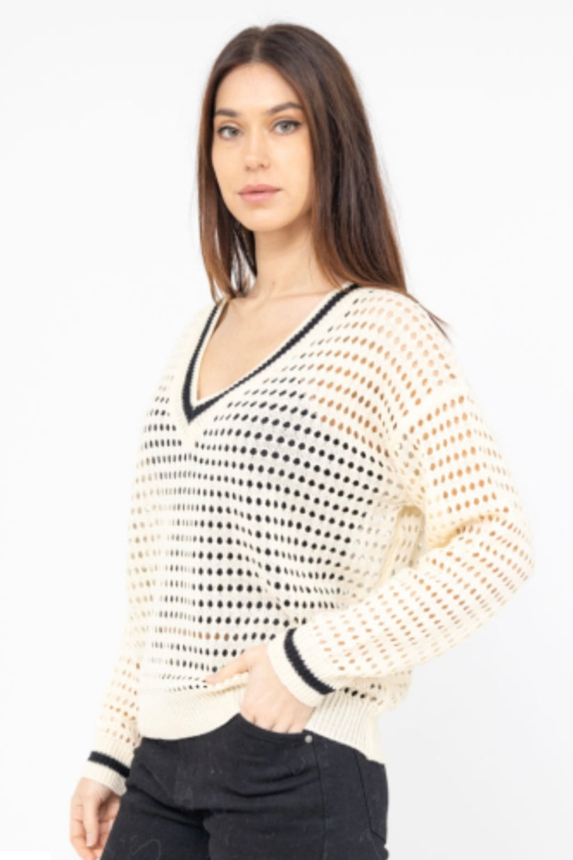 Cherry L/S V  Crochet Knit